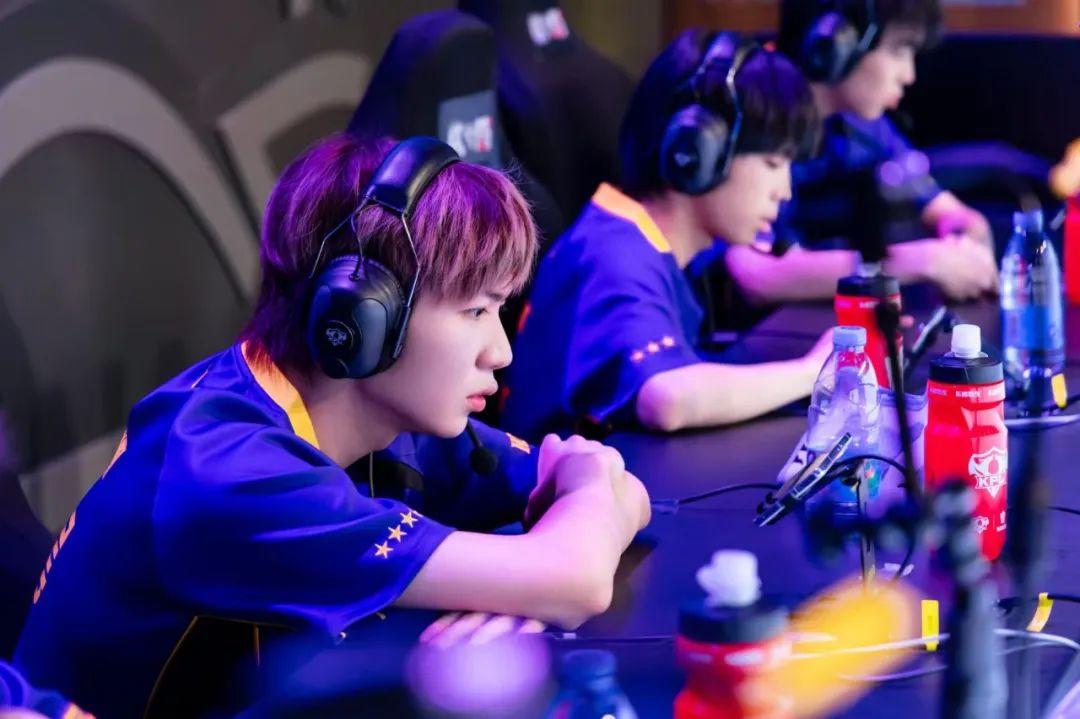 转会费高且 转会费高且