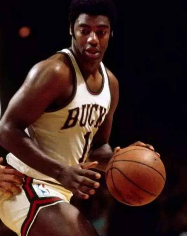 间馈赠的礼 间馈赠的礼