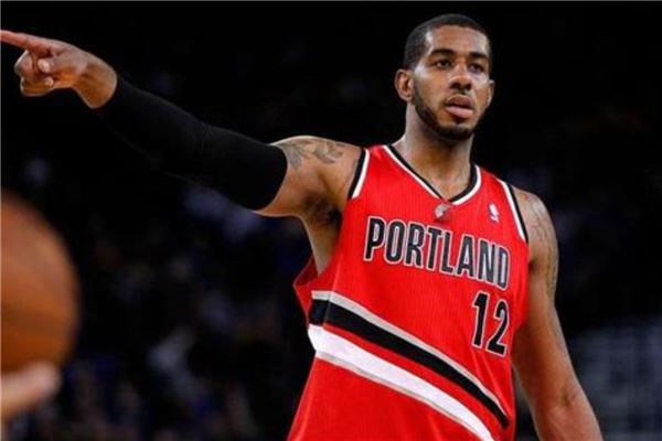 地提升了自 地提升了自