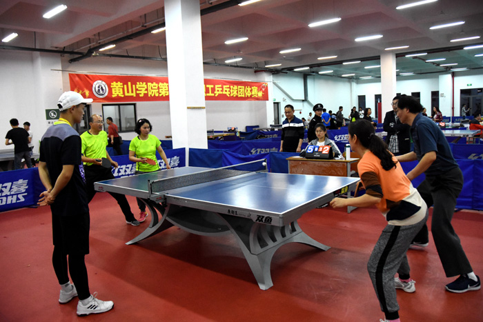 资历平平的 资历平平的