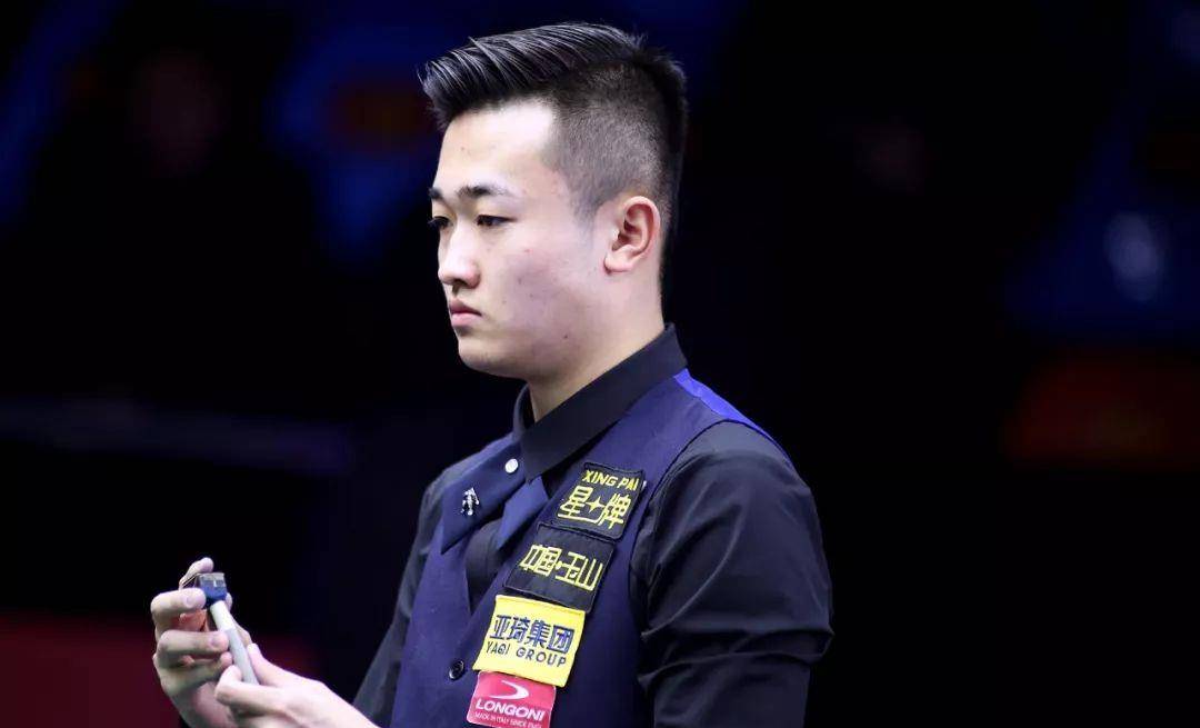 具侵略性的 具侵略性的