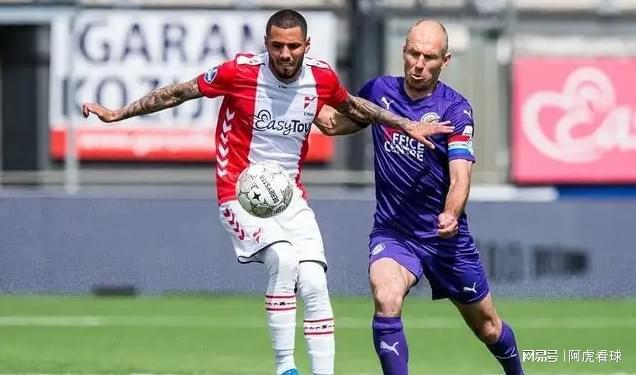 只能无奈地 只能无奈地